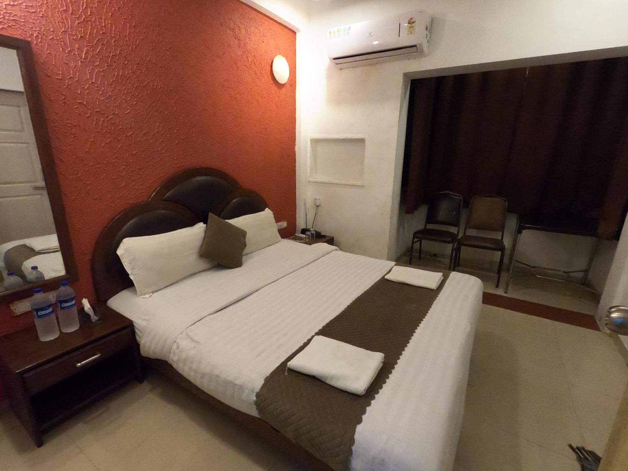 Hill Forest Resort Lonavala Kültér fotó