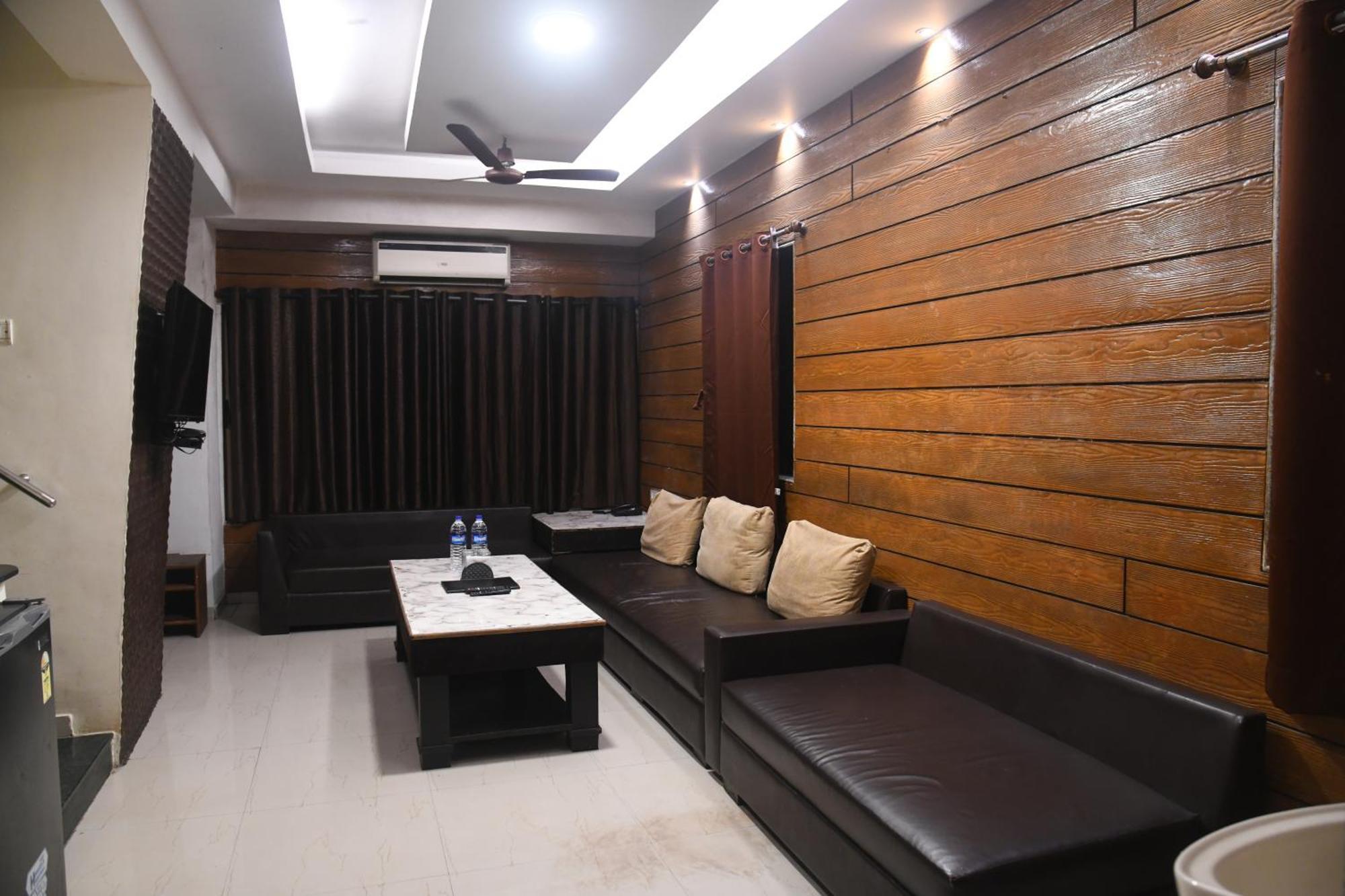 Hill Forest Resort Lonavala Kültér fotó