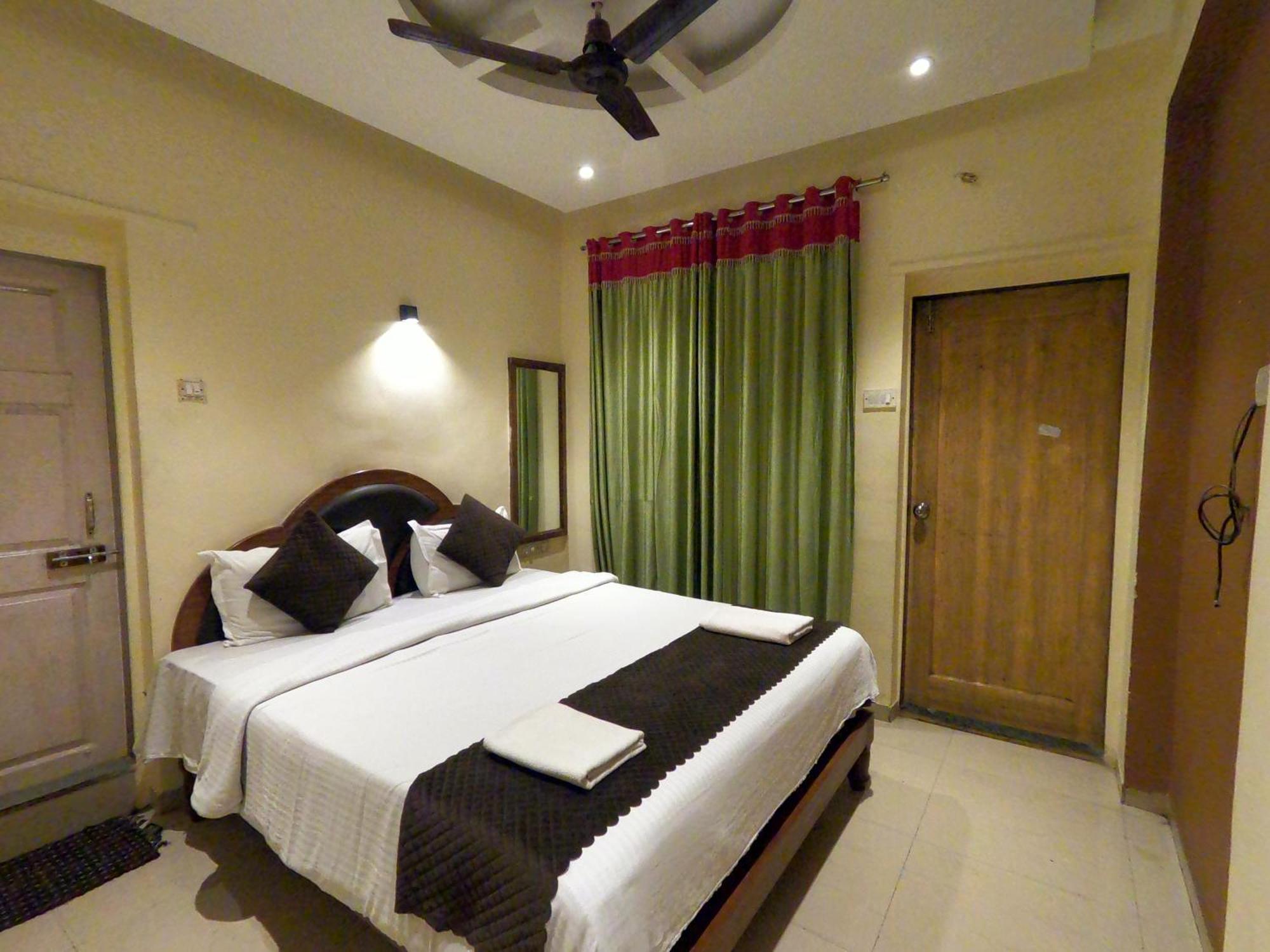 Hill Forest Resort Lonavala Kültér fotó