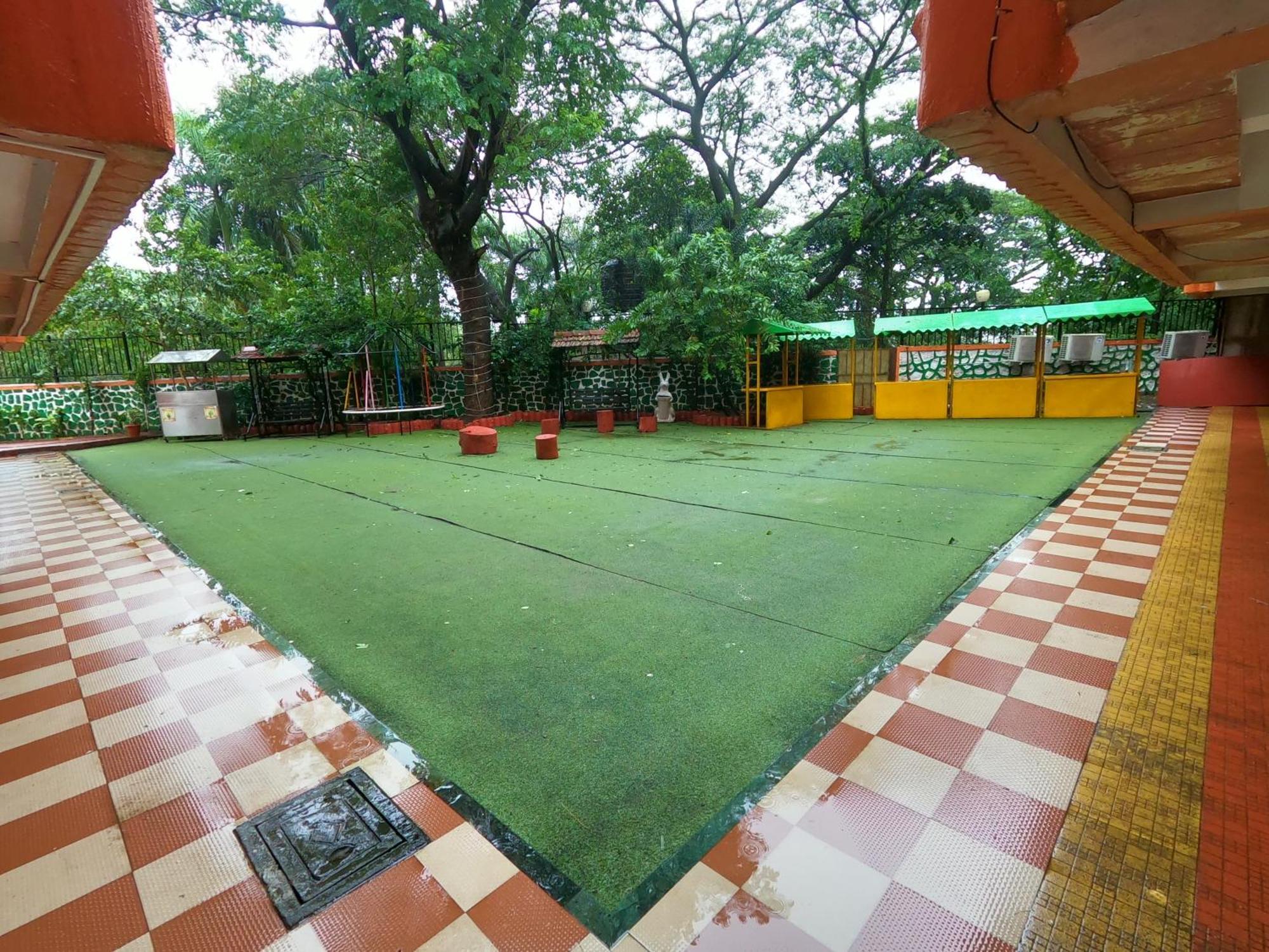 Hill Forest Resort Lonavala Kültér fotó